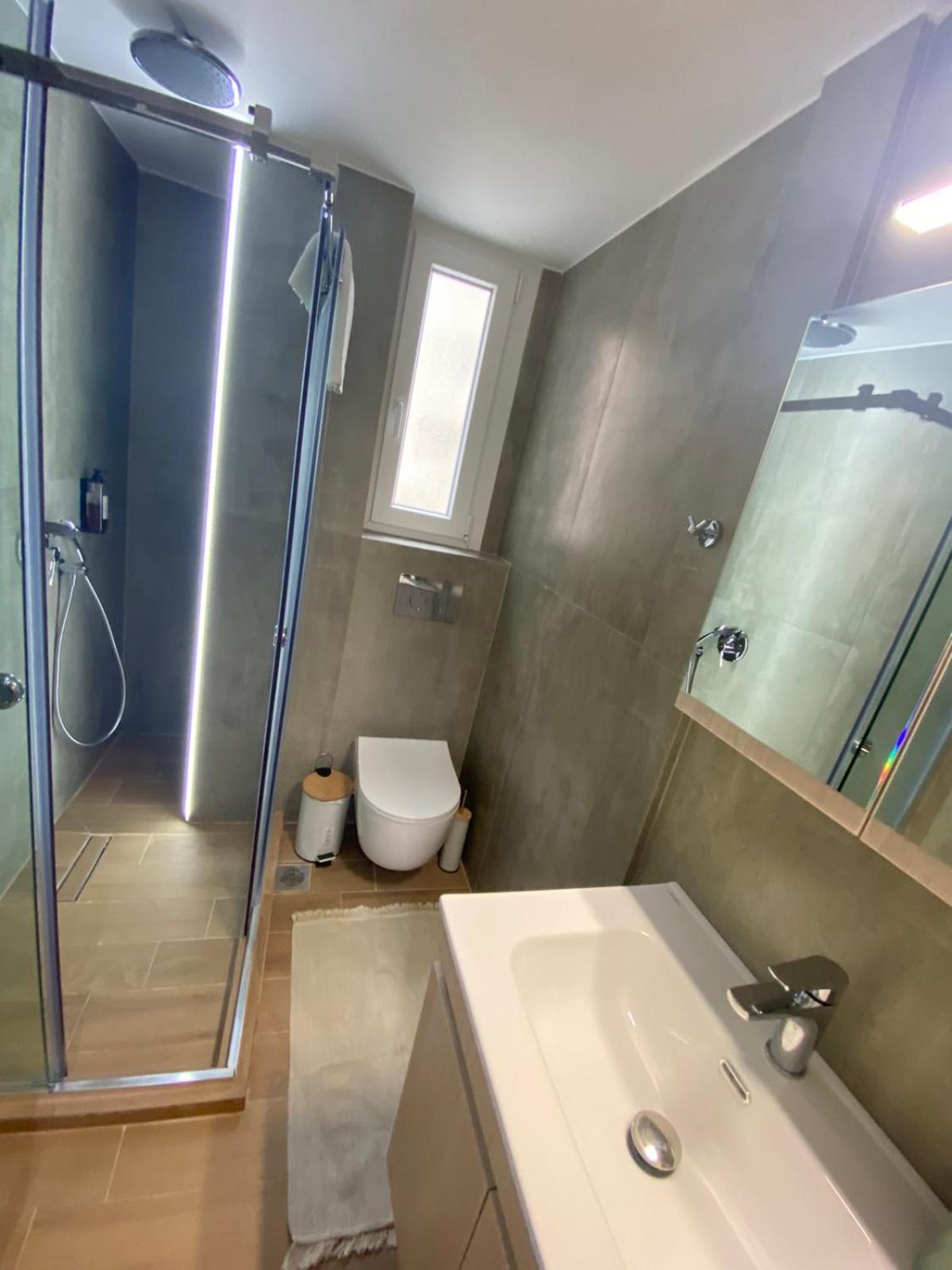 Apartamento Agias Sofias Svolou Center Tesalónica Exterior foto